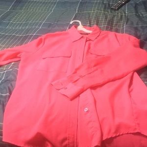 Apt 9 size M button down shirt